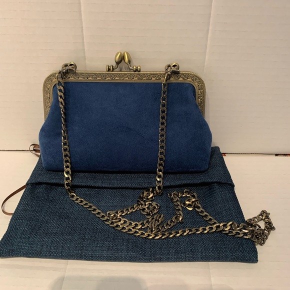 Bottega Veneta Costmatic Bag - Picture 3 of 9